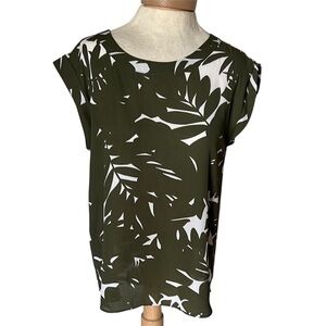 Ann Taylor Factory Green Graphic Cap Sleeve Blouse